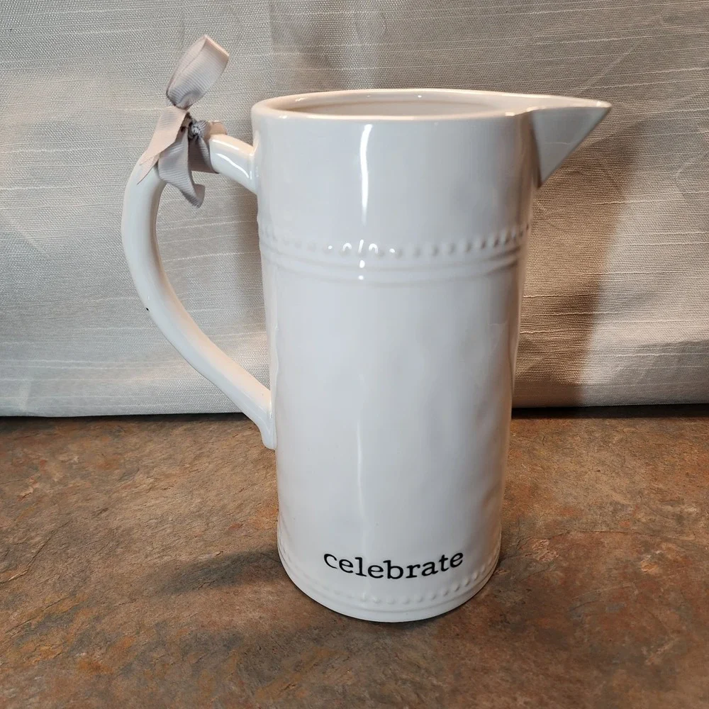 Modern Southern Home Stoneware White Glazed Water/Tea Pitcher Serving (S21)